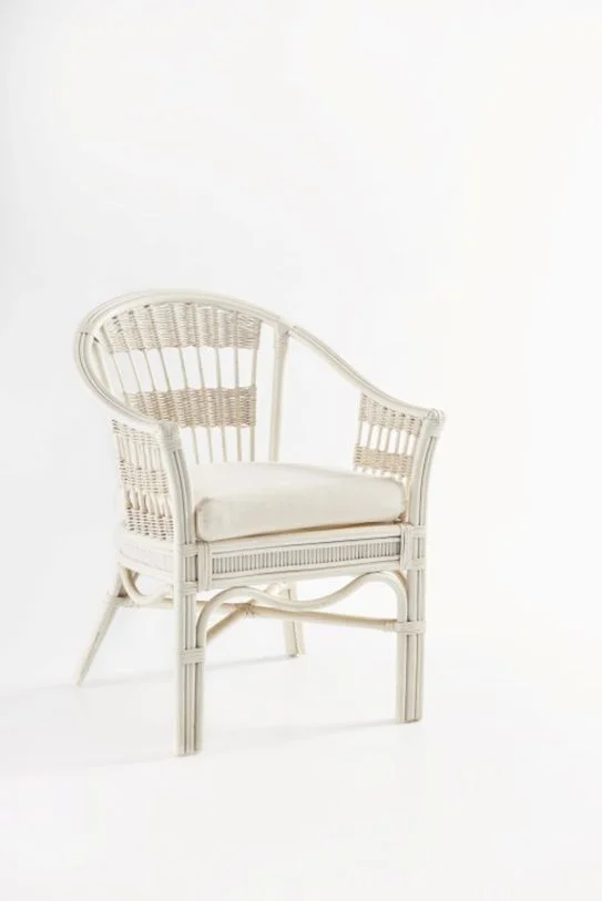 South Sea Indoor Bermuda Captains Chair in WhiteWash 1421WHT CODE:UNIV10 for 10% Off